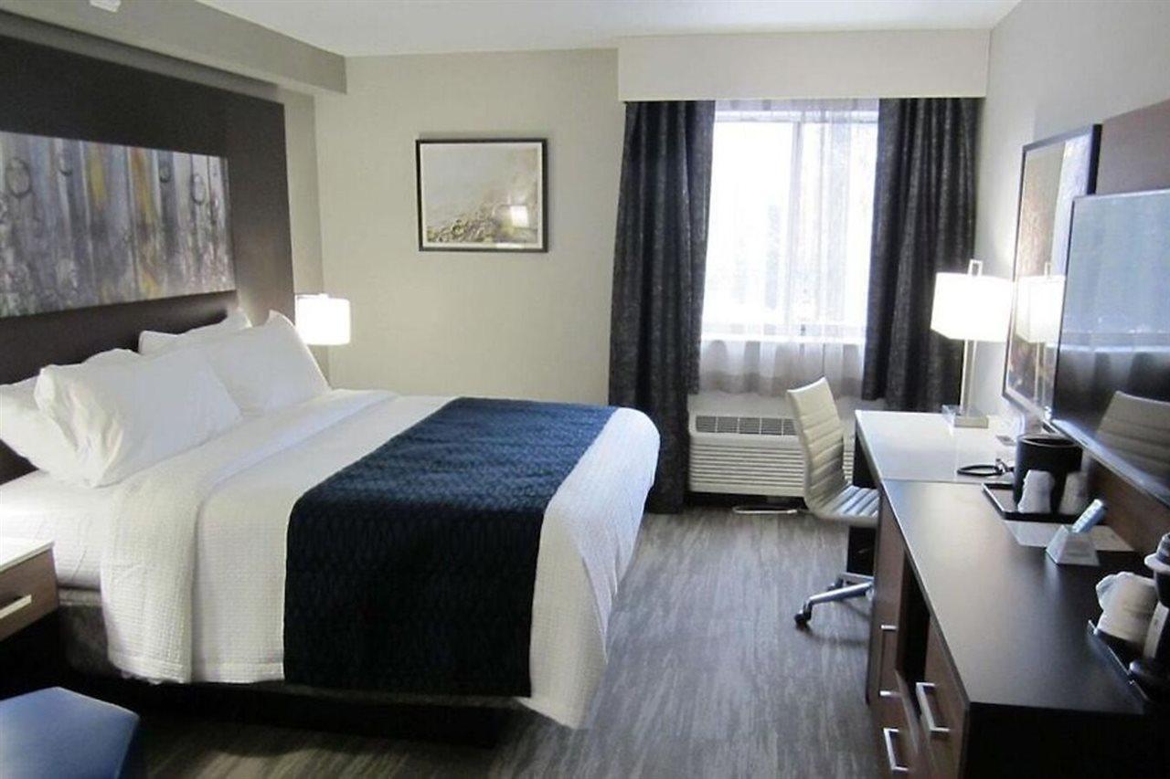 Best Western Atlanta-Marietta Ballpark Hotel Waterford Экстерьер фото